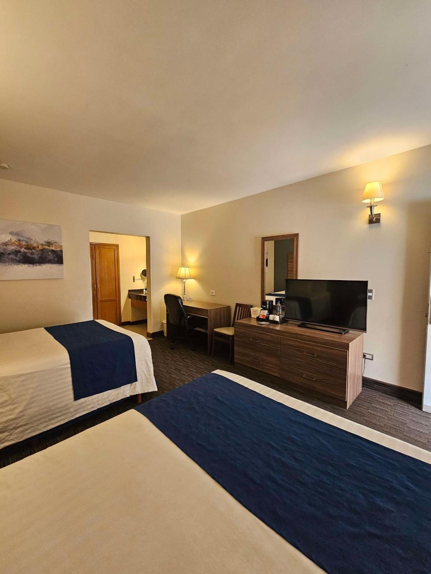 Best Western Plus Chihuahua Aeropuerto Екстериор снимка