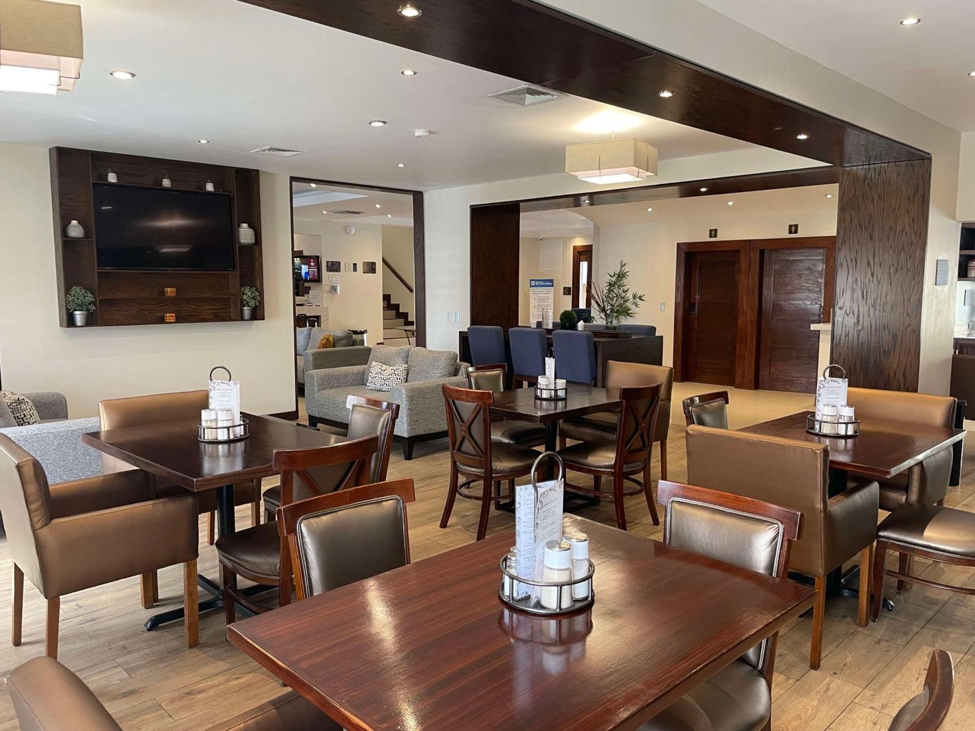 Best Western Plus Chihuahua Aeropuerto Екстериор снимка