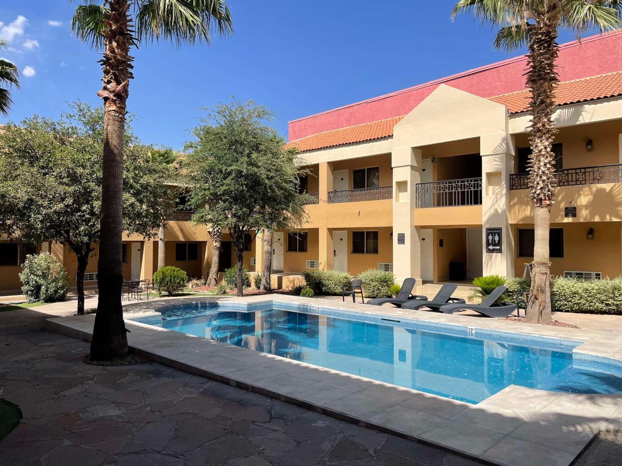 Best Western Plus Chihuahua Aeropuerto Екстериор снимка